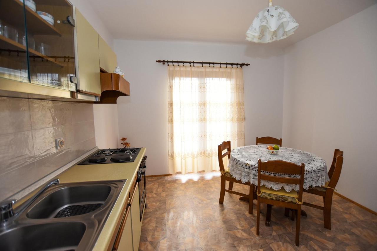 Apartments With A Parking Space Pag - 11358 Pag Town Exteriör bild