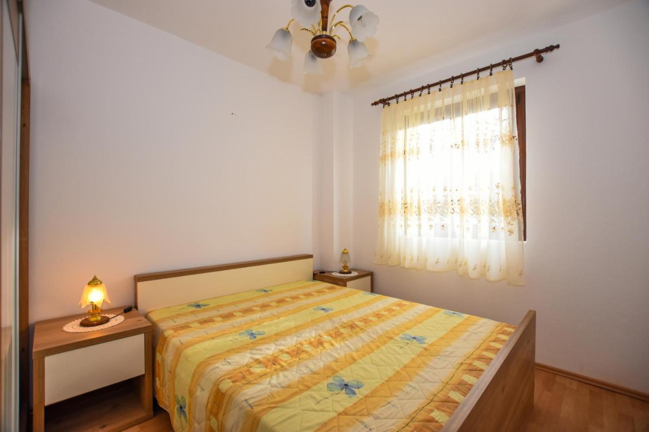 Apartments With A Parking Space Pag - 11358 Pag Town Exteriör bild